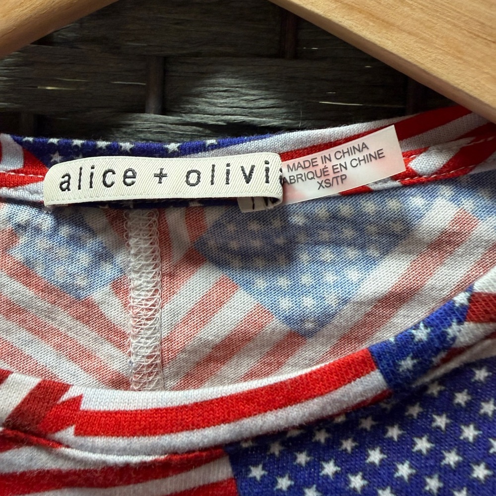 Alice + Olivia A+O x I Am A Voter Cindy Cropped Tee in XS - Picture 4 of 6